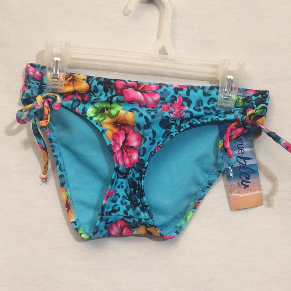 🌸NWT Small Tie Swim Bottoms